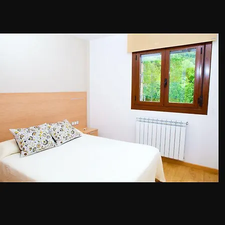 Apartahotel Castejon De Sos מלון דירות 4*