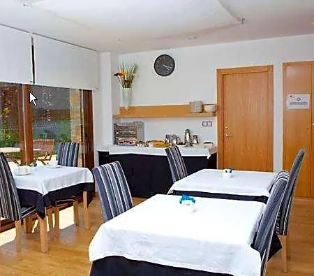 Apartahotel Castejon De Sos Apart Otel Castejón de Sos