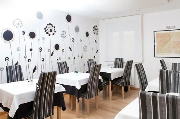 Lägenhetshotell Apartahotel Castejon De Sos 4*