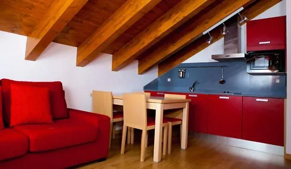 Apartahotel Castejon De Sos Lägenhetshotell 4*